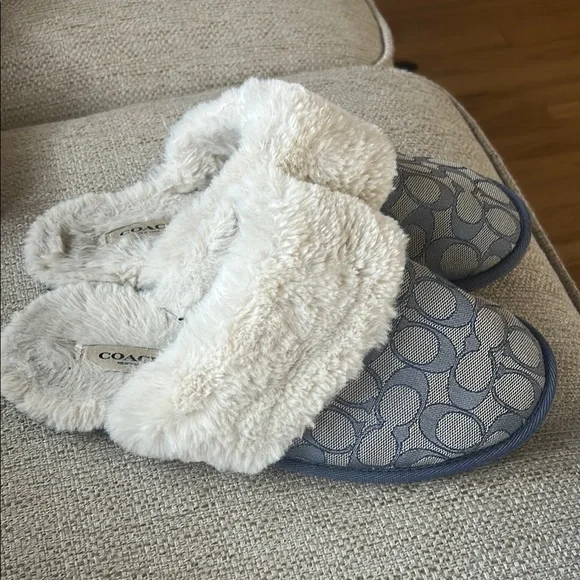 COACH Blue and Cream Fuzzy Slippers - Picture 4 of 5